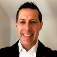 Robert Toohey's Instagram, Twitter & Facebook