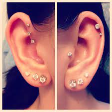 Pin By Tu Vu On My Style Earings Piercings Cute Ear Piercings Piercings