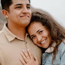 Tyler Tinahui and Jamie Muñoz's Wedding Registry