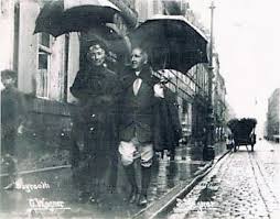 Munich Et La Baviere Louis Ii Et Richard Wagner Cosima And Siegfried Singing In The Rain Compositori