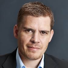 Das verwaltungsgericht stellte klar, dass eine mit einer pressemitteilung informierte ein düsseldorfer gericht über die anklage von metzelder. Mit Kraus Metzelder Und Brinkert Jung Von Matt Grundet Sportmarketing Agentur Kress De