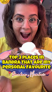 Kori Roti is such a wholesome meal 😍😍 Soft chicken Topped with curry with  a base of Cripsy roti 😍😍 . . 📍Modern Lunch Home -5 Harak Niwas, Opposite  Bank Of Baroda,