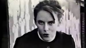 Stella Weir's Instagram, Twitter & Facebook