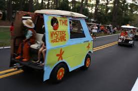 Pin By Chloe Lange On Golf Crafts Golf Carts Golf Cart Decorations Trunk Or Treat