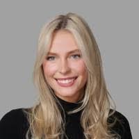 Jane Halcrow's Instagram, Twitter & Facebook