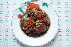 Masukkan cili kering biar sehingga pecah minyak. Resepi Ayam Masak Hitam