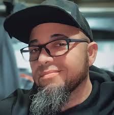 Aaron Sipp's Instagram, Twitter & Facebook