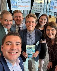 Danielle Butcher Franz (@daniellebfranz) • Instagram photos and videos