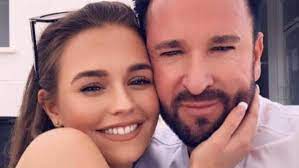 Michael wendlers freundin laura spricht über hochzeit. Bei Michael Wendler Wird S Ernst Laura Muller Spricht Schon Von Hochzeit