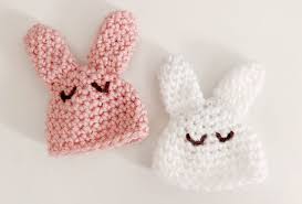 Top and tail your morning eggs with a cute of bunny rabbit egg cosy, designed by sara huntington. Free Crochet Pattern Easter Bunny Egg Cozy Twinkie Chan Blog