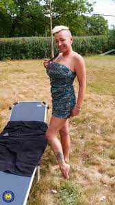 Mandy Mystery is a German kinky MILF that loves to masturbate in public -  Free Mature.nl content