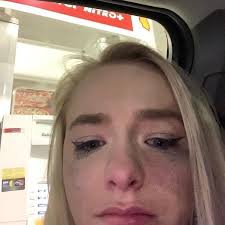 Zoe Laverne Crying In 2020 Zoe Laverne Zoe And Cody