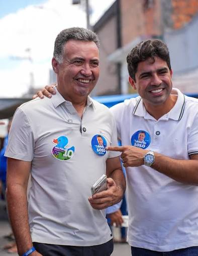 Pastor Heleno nos Povoados Hoje foi dia de caminhada no povoado Angico, em Nossa Senhora da Glória. Um povo forte, sertanejo, que faz Sergipe acontecer. Seguimos juntos, com fé e esperança.