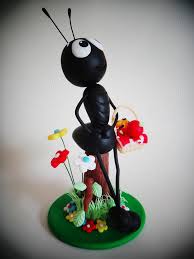 So you're out in the woods, or you're out in the pasture, and you see this ant crawling up this blade of grass. Formiga Decorativa Foam Crafts Kids Crafts Learning Crafts