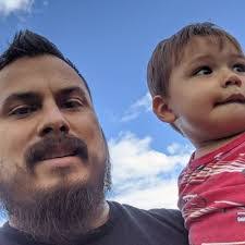 Dee Pickering's Instagram, Twitter & Facebook