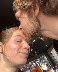 Amy Melville (@amy_jomel) • Instagram photos and videos