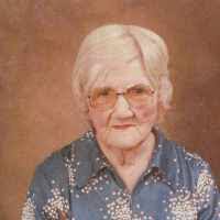 Vera Lowry's Instagram, Twitter & Facebook