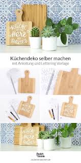 Kuchendeko Selber Machen Weisses Lettering Auf Holzbrett Geschenk Einzug Diy Geschenke Selber Machen Diy Kindergeschenke
