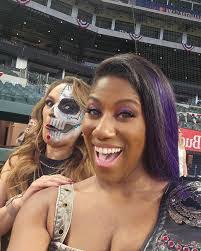 Athena Palmer's Instagram, Twitter & Facebook