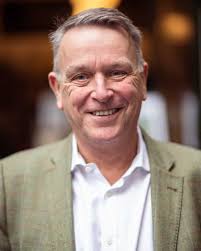 Trustees and senior management