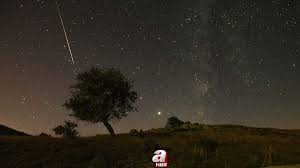 2021 gök olayları yıllığı'na göre, bu yıl birkçok meteor yağmuru gerçekleşecek. Meteor Yagmuru Ne Zaman 2021 Goktasi Yagmuru Bu Sene Olacak Mi Iste Beklentiler