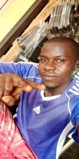 Do we still have wives that will not eat until the husband comes back from  work,so that they can eat together. 💁🤨