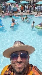 Just chilin in San Diego. Tiki Oasis 2024