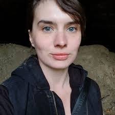 Misty Renner's Instagram, Twitter & Facebook