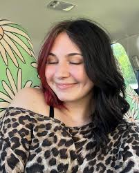 kenzie (@mackenzie.beal) • Instagram photos and videos