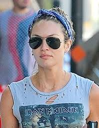 You could wear the swedish crown braid to a weekend festival and the side french braid bun to a fancy dinner. Bandana Rama Hairstyles With Bandana Wrap