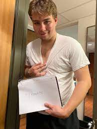 18 in college. First Valentine's Day not alone. Hot gf says she loves my  hairy chest! : r/RoastMe