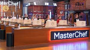 Νωρίτερα απ' ότι προέβλεπαν τα spoilers για το masterchef 4, αποχώρησε ο δημήτρης μπέλλος. Masterchef Spoiler Oi Treis Ypopshfioi Kai O Paikths Poy Apoxwrei Fthis Gr