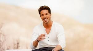 Greek music is of various kinds of forms and is as celebrated as much as the countrys history. Qzznhopo9hqr0m