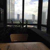 Jenis tulisannya meliputi artikel, berita, esai, opini, cerpen, puisi, resensi buku dan film. Bangunan Public Bank Jalan Sultan Sulaiman