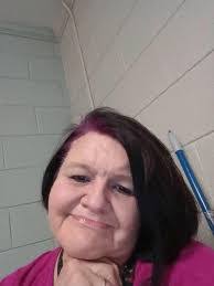 Tammy Cummins's Instagram, Twitter & Facebook