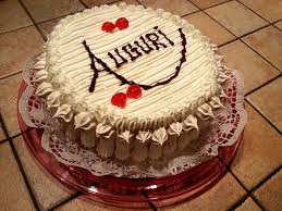 Che sia un compleanno, un anniversario importante o un evento che stai aspettando da tanto tempo… eccomi a regalarti una ricetta tanto bella quanto sorprendente. Torta Farcita Alla Crema Di Limone Senza Glutine Blog