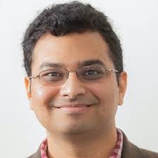 Andrew Perrault's Instagram, Twitter & Facebook