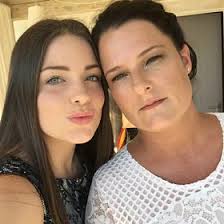 Janine Carpenter (janinecarpenter)