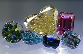 Jewel Of The Week Fancy Colored Diamonds Pricescope Colored Diamonds Minerals And Gemstones Gem Diamonds