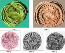Una Pintadera Diversa E Altri Reperti Archeologia Simboli E Significati Sardegna