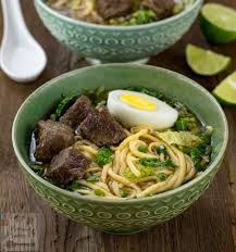 This Beef Pares Mami Is The Filipino Version Of Pho And Is Equally Tasty Tender Pieces Of Beef Are Cooked Slowly Beef Pares Homemade Noodles Filipino Noodles