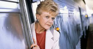 She went to college at the harrison college in green falls, new hampshire, from where she graduated with a degree in journalism. The 15 Best Episodes Of Murder She Wrote On Peacock Geeky Craze