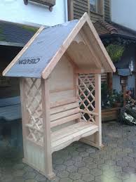Philosophenbank Mit Trapezgitter Und Naturbelassener Douglasie Philosophenbank Garten Gartenhaus