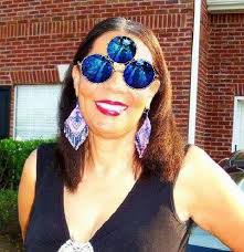 Introduction of new member in a social media group