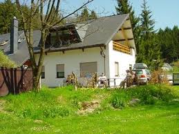 Huur Een Stacaravan Vakantiehuisje Trekkershut Bij Camping Val D Or In Luxemburg Camping Luxemburg Overnachten