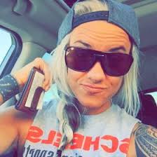 Amelia Broadbent (ameliabroadbent)