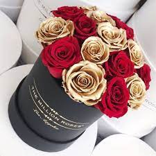 Themillionroses Design Luxury Flowerpower Flowershop Art Lifestyle Red Roses Goldroses Luxury Flowers Roses Luxury Flower Box Gift