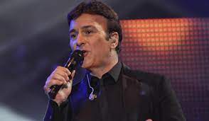 Tony carreira deverá voltar aos palcos em 2021depois de uma ausência por opção em 2019, e uma ausência forçada dos concertos em 2020, 2021 será o ano de reto. Primeiro Concerto Vai Ser Em Guimaraes Tony Carreira Regressa Aos Palcos Ainda Este Ano