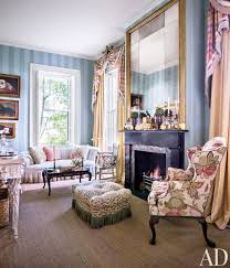 You have no furniture or other decor and you have to decide how to decorate the place and where to put your resources first. Stately Historic A Mansion Decorate By Mario Buatta