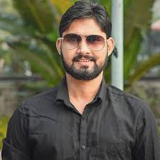 Shahid kapoor parents pankaj kapoor and neelima azim tragic love life  supriya pathak entry after separation know the detail